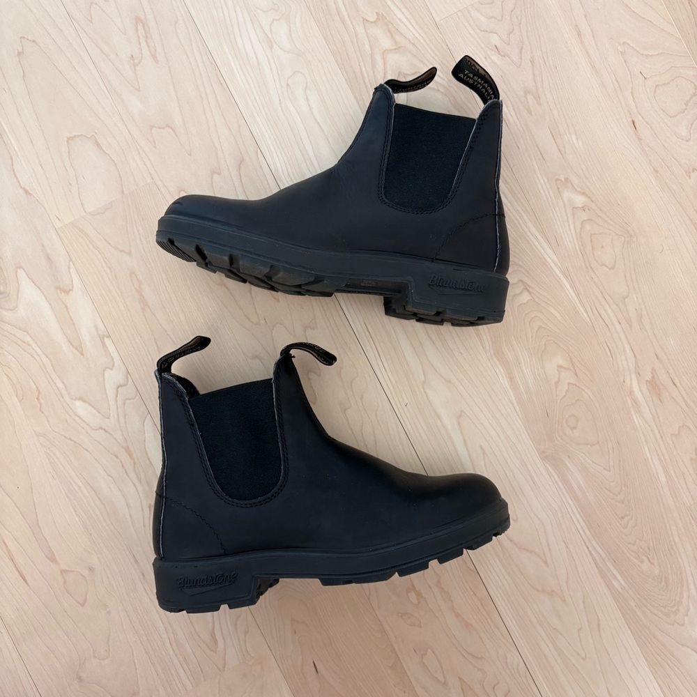 Kids Blundstone Black Leather Chelsea Boots